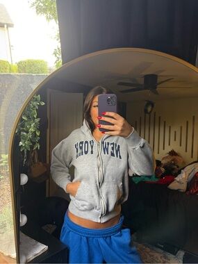 Women's Gray 'New York' Zip Hoodie - Casual Full-Zip Sweatshirt